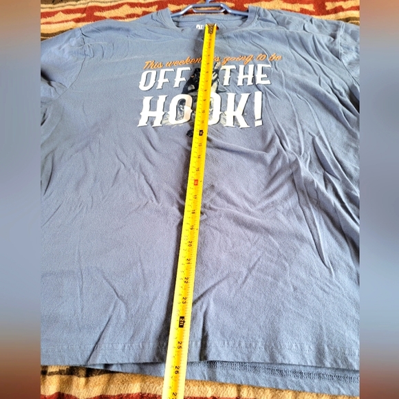 Bass Pro Shops "Off the hook" t shirt - Picture 5 of 7